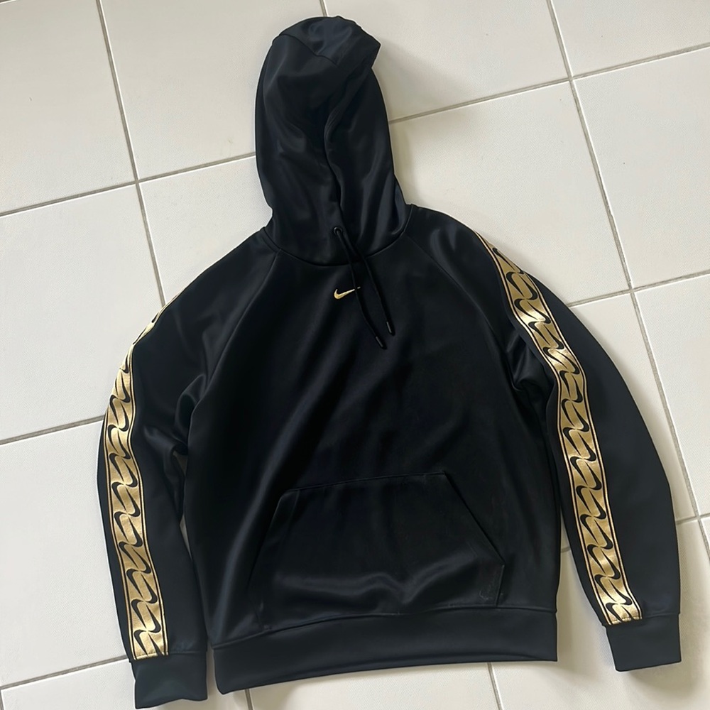 Nike Swoosh Black and Gold Hoodie Pullover Sweatshirt.